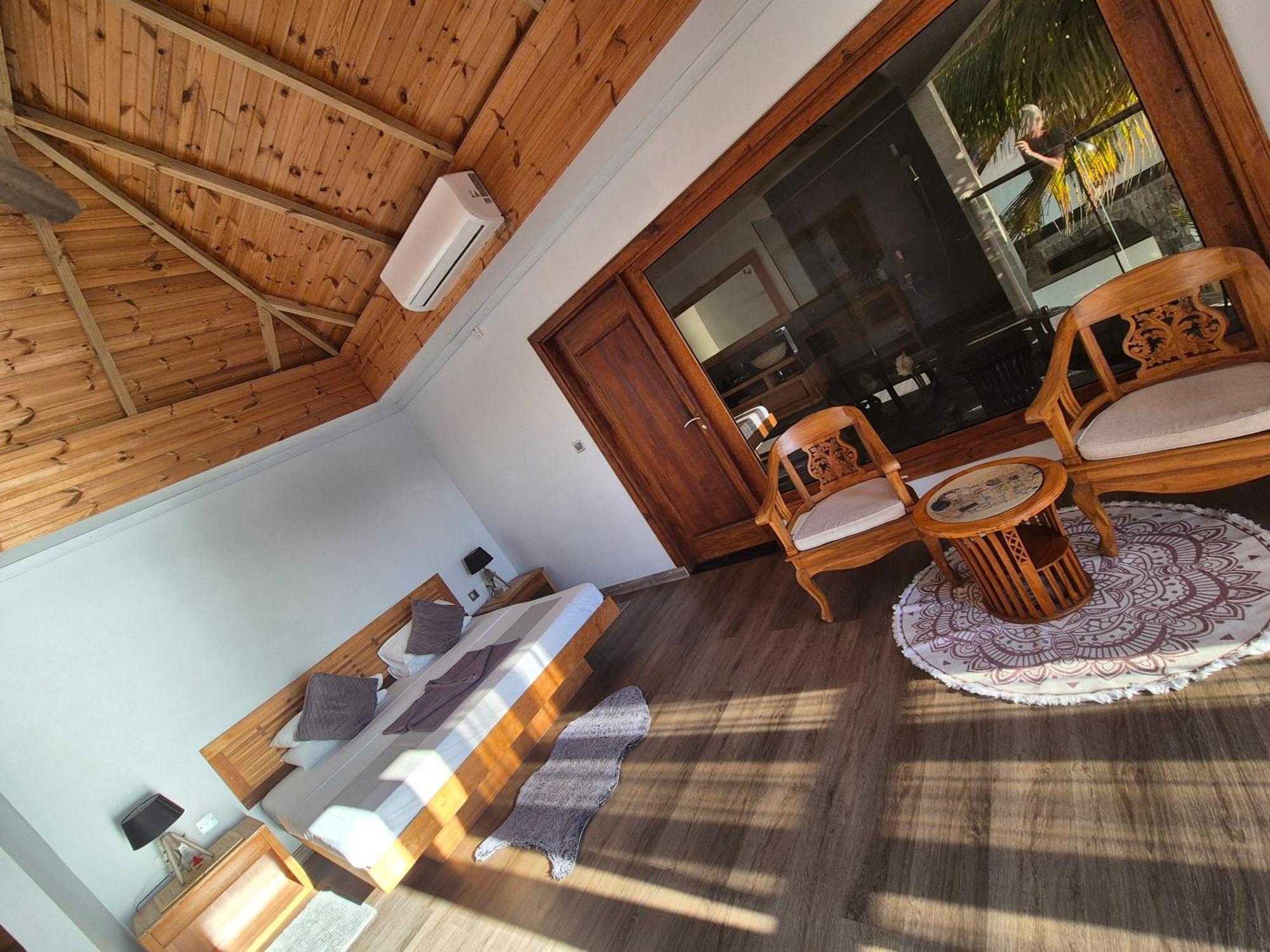 Marquise & Infinity Villas Glacis  Buitenkant foto